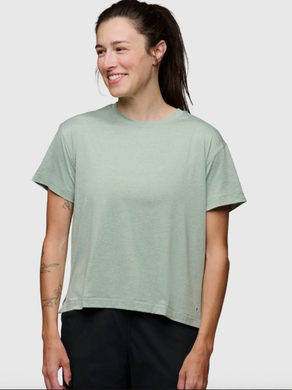 Black Diamond circuit short sleeve tee